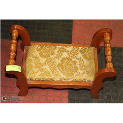 MINIATURE STOOL, BROCADE FABRIS - FOR DOLLS, TOYS