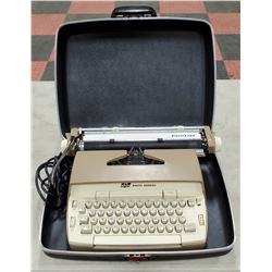 SMITH CORONA PORTABLE TYPEWRITER