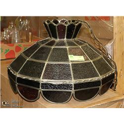 VINTAGE STAINGLASS STYLE HANGING LAMP