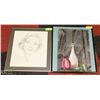 Image 1 : LOT OF 2 FRAMED ESTATE PICTURES
