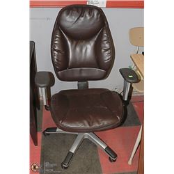 HYDRAULIC LIFT OFFICE CHAIR