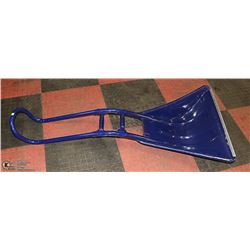 HEAVY DUTY BLUE SHOVEL