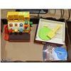 Image 1 : FISHER PRICE CASH REGISTER AND RECORD PLAYER