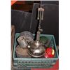 Image 1 : BOX OF VINTAGE COLEMAN LANTERNS