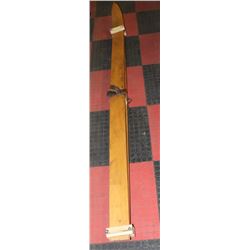 SKIS VINTAGE HANDMADE