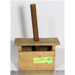 SMALL BUTTER PRESS WITH WOOD TACKLE PULLEY