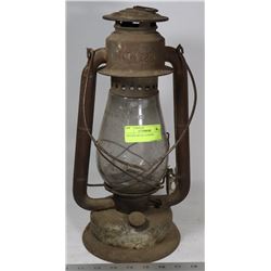 VINTAGE METAL LANTERN