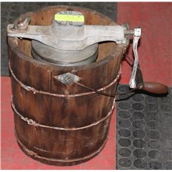VINTAGE ICE CREAM MAKER