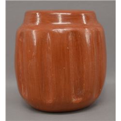 NATIVE AMERICAN SAN JUAN POTTERY JAR BY DOMINQUITA SISNEROS