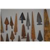 Image 2 : COLLECTION OF METAL ARROWHEADS