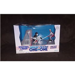 Wayne Gretzky Domonik Hasek Starting Lineup One on One