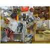 Image 4 : MILITARY PATCHES, PINS, MEDALS