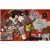 Image 1 : GENTLEMAN'S JUNK DRAWER LOT