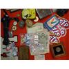 Image 4 : GENTLEMAN'S JUNK DRAWER LOT