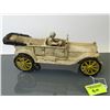 Image 2 : CAST IRON EARLY MODEL AUTO