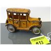 Image 2 : ARCADE CAST IRON TAXI CAB