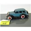 Image 1 : HUBLEY CAST IRON SEDAN