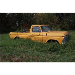 1977 Ford 1/2 ton Truck ** For Parts