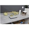 Image 1 : Set of (3) Light Fixtures