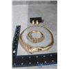 Image 3 : (2) Sets of Necklaces, Bracelet & Earrings Bid Price x2