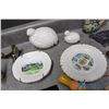 Image 10 : Vintage Hat Box w/Misc Decor & Vintage Photos