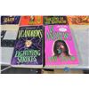 Image 2 : Water Fountain, Dog Life Jacket, Vase & V.C. Andrews Books