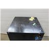Image 2 : Large Safe - 21.5" x 21.5" x 28.5"