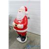 Image 2 : Plastic Santa