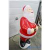 Image 3 : Plastic Santa