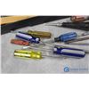 Image 3 : Assorted Screwdrivers in Plastic Tool Tray