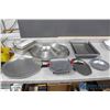 Image 1 : Assorted Bakeware & Trays