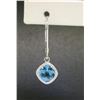 Image 2 : 18k White Gold Cushion Cut Blue Topaz Bezel Milgrain Dangle Drop Earrings