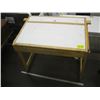Image 1 : SMALL STUDENT'S DESK