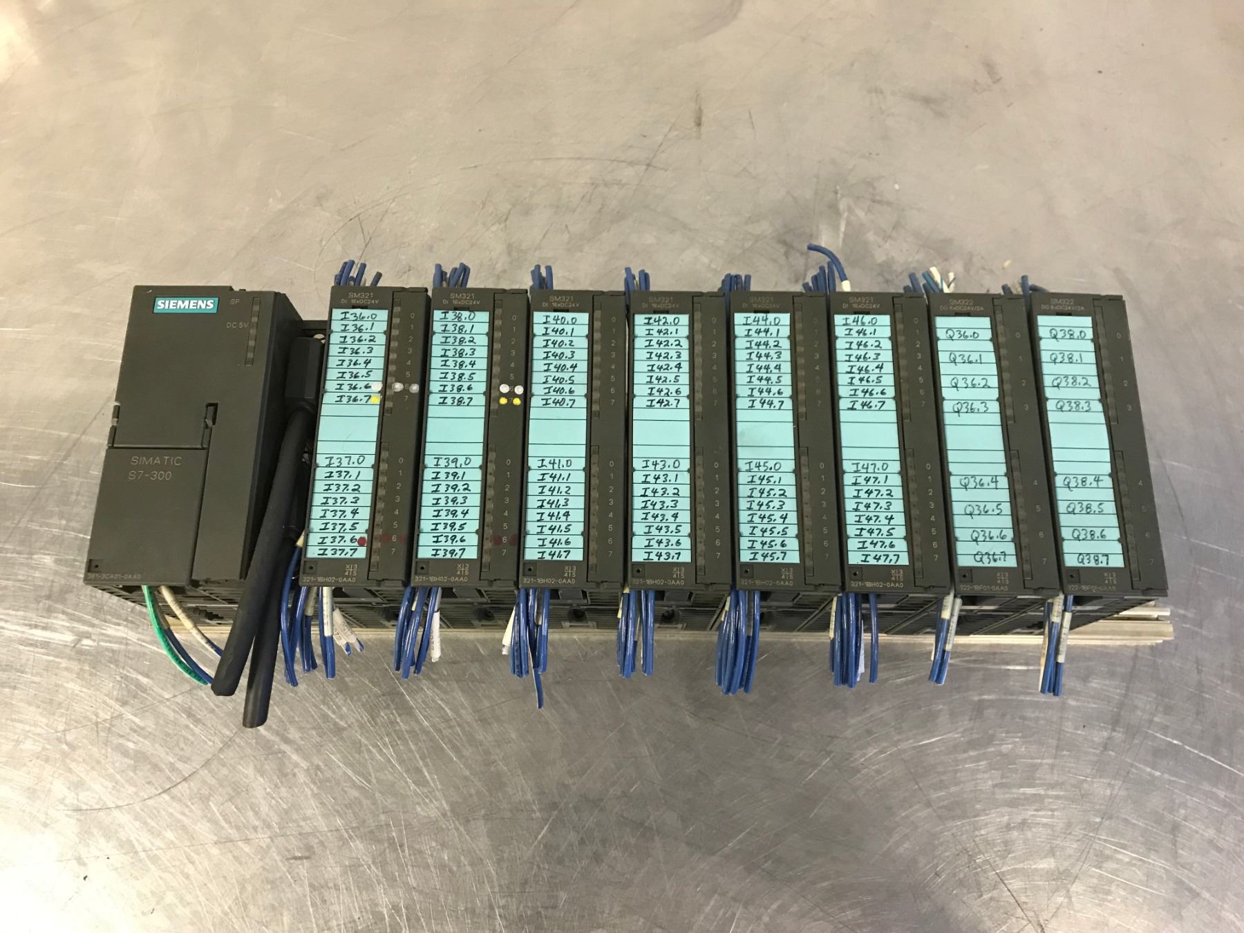 SIEMENS S7-300 6E7S 361-3CA01-0AA0 INTERFACE RACK W/ I/O MODULES