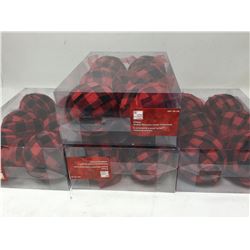 Home Accents Holiday Shatter Resistant Tartan Ornaments (6 x4)