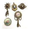 Image 1 : 4-VINTAGE GOLD TONED PENDANTS PLUE (1)BROOCH