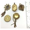 Image 3 : 4-VINTAGE GOLD TONED PENDANTS PLUE (1)BROOCH