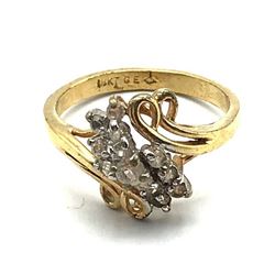 SIZE 10 18K GE GOLD TONED RING WITH CLEAR