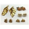 Image 1 : 5-PAIRS OF GOLD TONE PIERCED EARRINGS