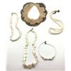 Image 1 : VINTAGE BEADED JEWELRY LOT: (1)COLLAR BIB