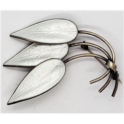 VINTAGE NORWAY STERLING LEAF BROOCH