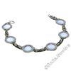 Image 7 : Antique Art Deco 14kt White Gold Blue Moonstone Etched Filigree Bracelet
