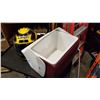 Image 2 : IGLOO COOLER AND CIRUS MOTORCYCLE HELMET