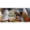 Image 2 : Three boxes of wicker trays and baskets
