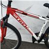 Image 2 : RED AND WHITE TREK BIKE
