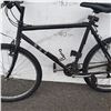Image 2 : PAINTED BLACK YUKON BIKE