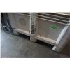Image 2 : Large plastic pallet