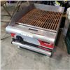 Image 1 : APW WYOTT COMMERCIAL GRILL
