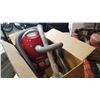 Image 2 : EUREKA VACUUM AND HUMIDIFIER