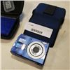 Image 3 : Nintendo DS and digital camera